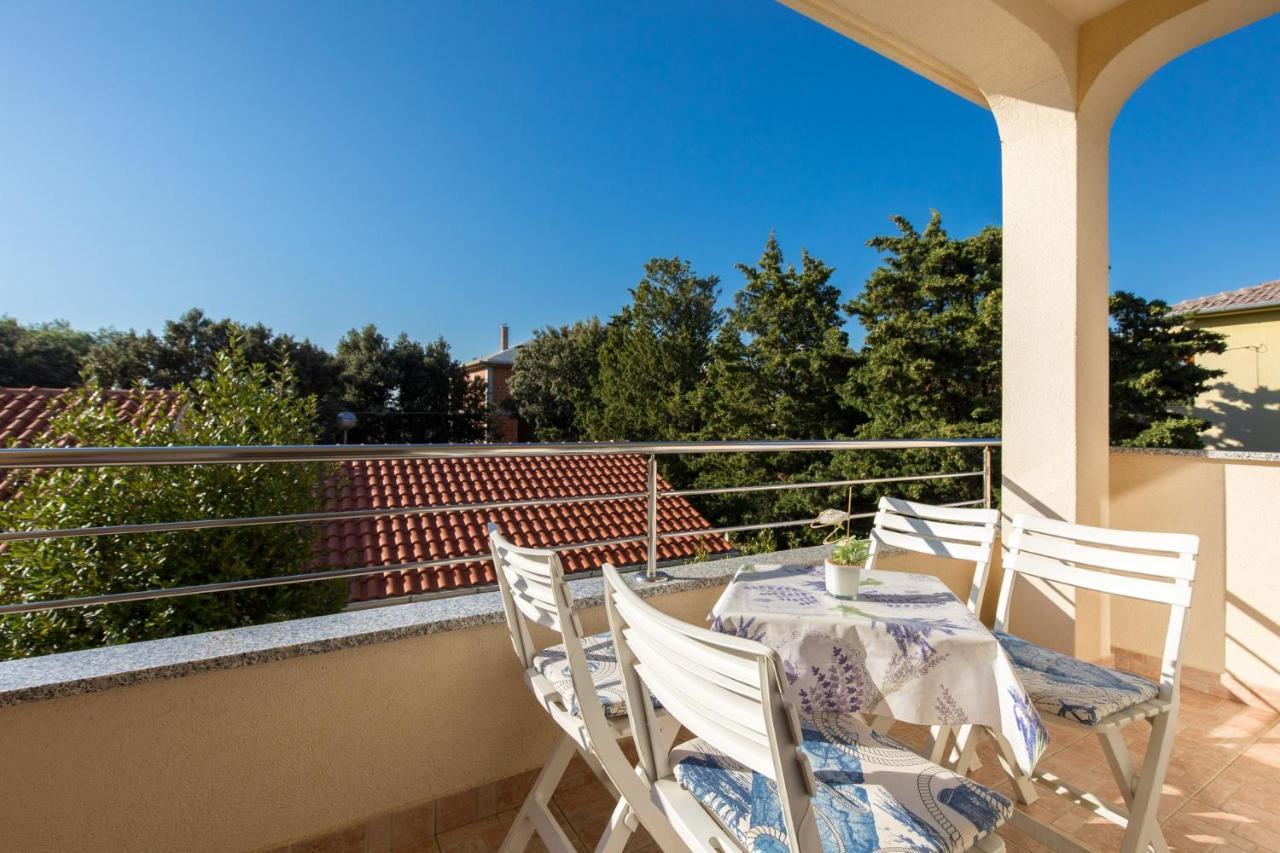 Apartments Mirjana * Central Location And Close To Beach Punat Exterior foto